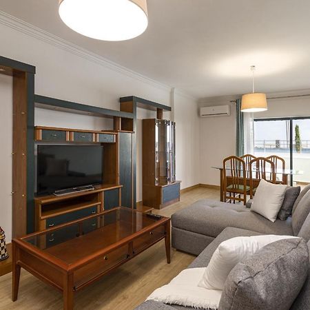 Miral 2 - Beach Front Apartment With Pool Quarteira Ngoại thất bức ảnh