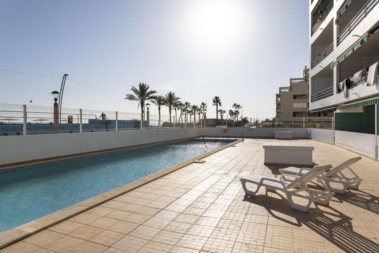 Miral 2 - Beach Front Apartment With Pool Quarteira Ngoại thất bức ảnh