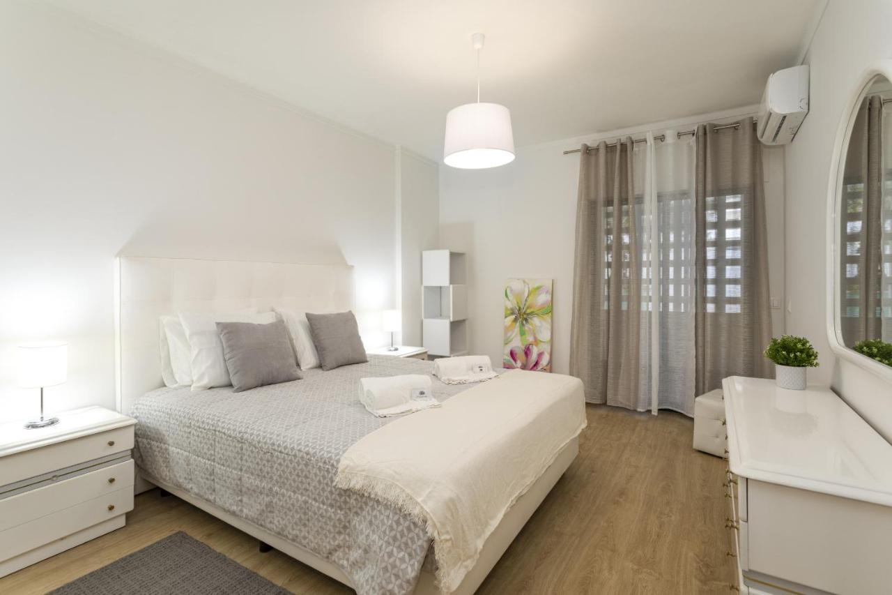 Miral 2 - Beach Front Apartment With Pool Quarteira Ngoại thất bức ảnh